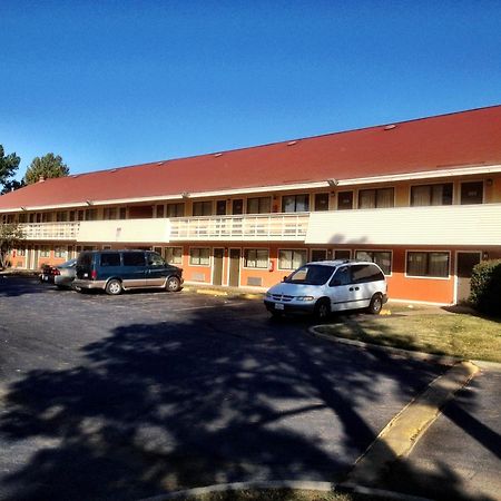 Americas Best Value Inn And Suites Little Rock Exterior photo