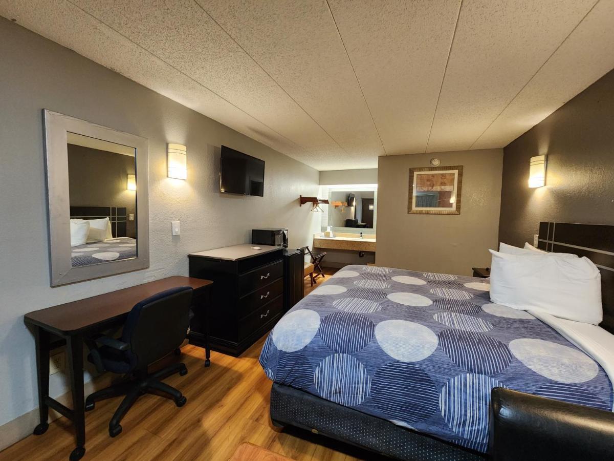 Americas Best Value Inn And Suites Little Rock Exterior photo