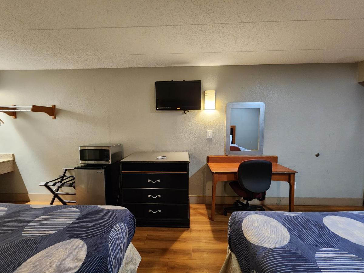 Americas Best Value Inn And Suites Little Rock Exterior photo