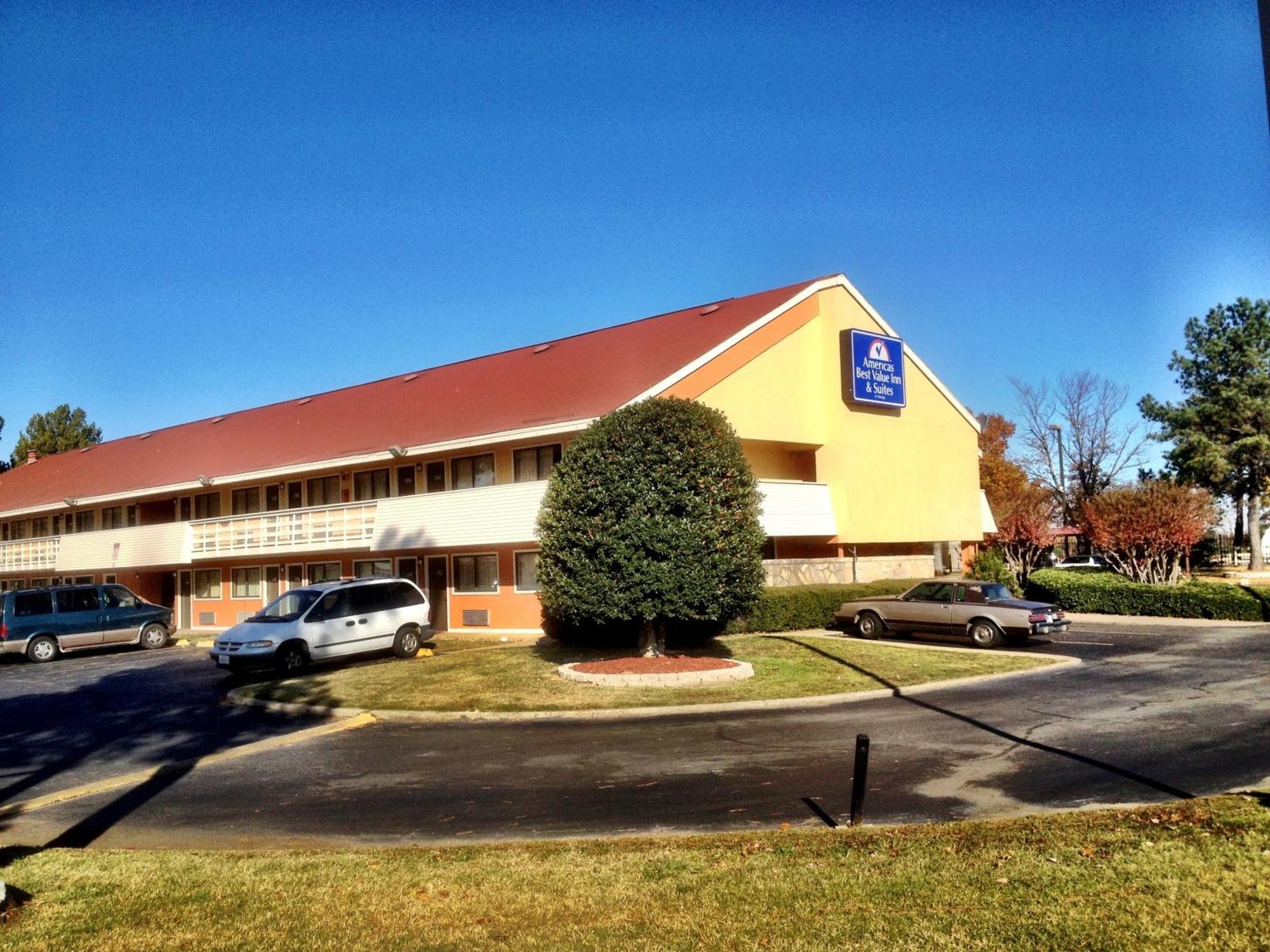 Americas Best Value Inn And Suites Little Rock Exterior photo