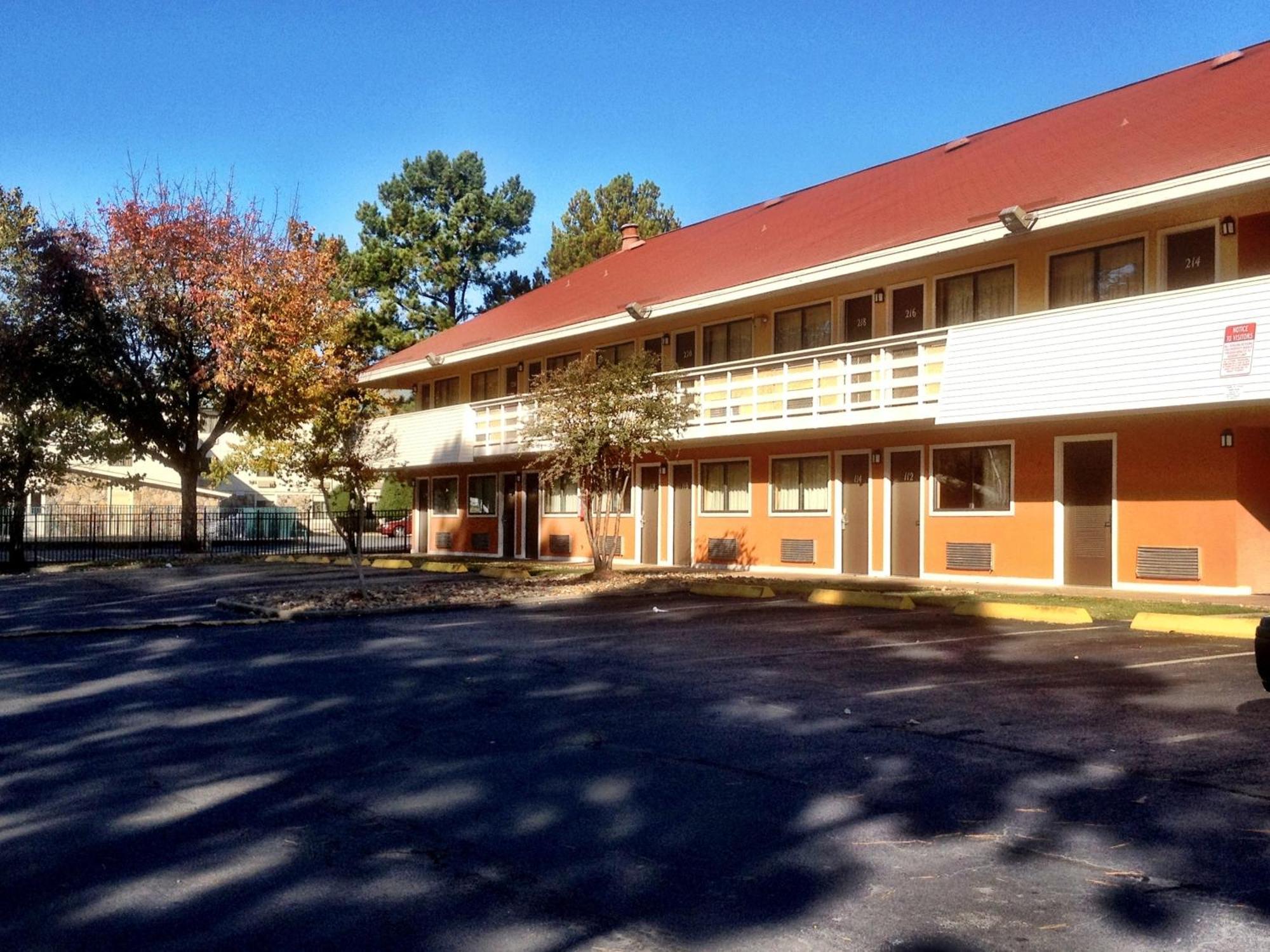 Americas Best Value Inn And Suites Little Rock Exterior photo