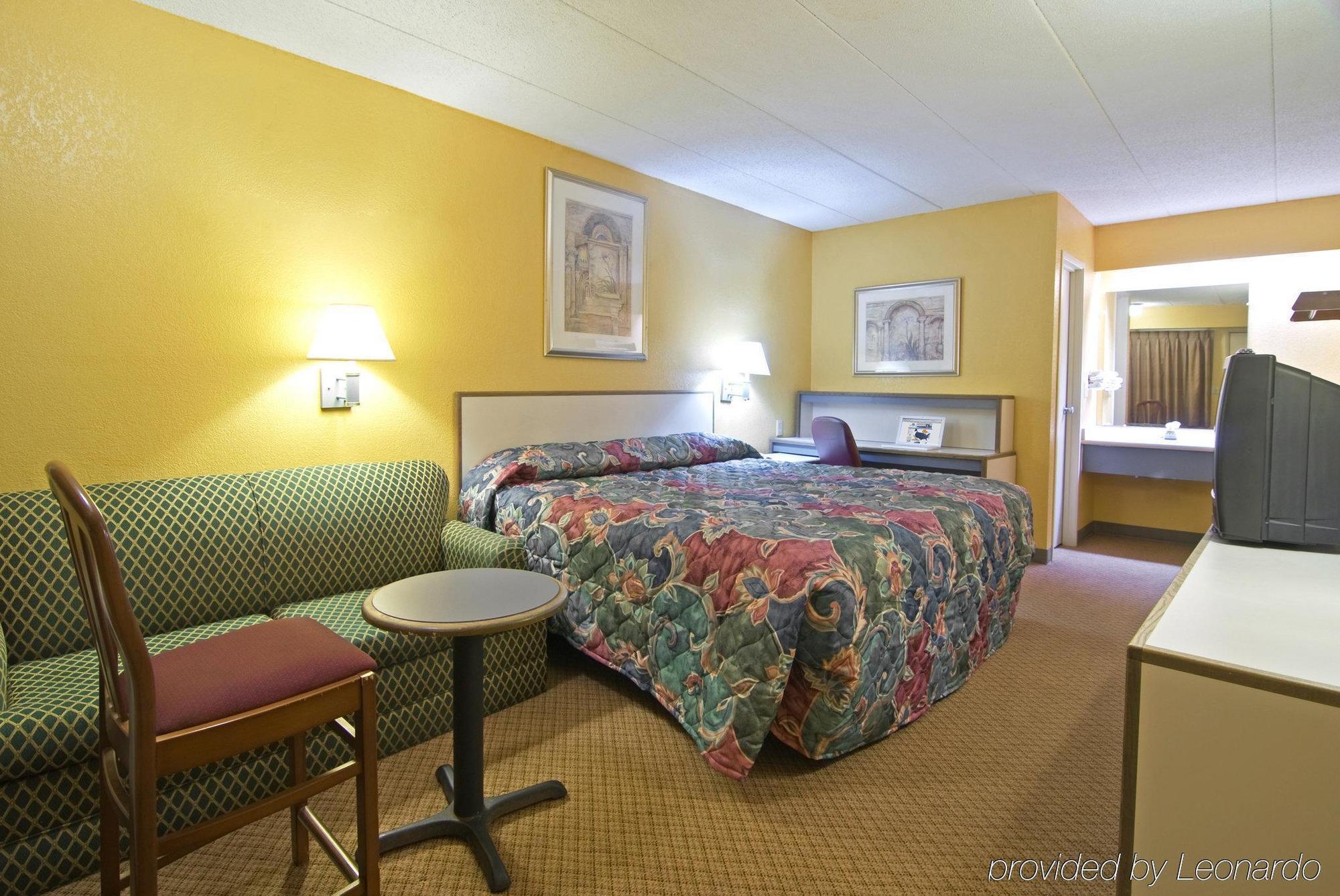 Americas Best Value Inn And Suites Little Rock Room photo
