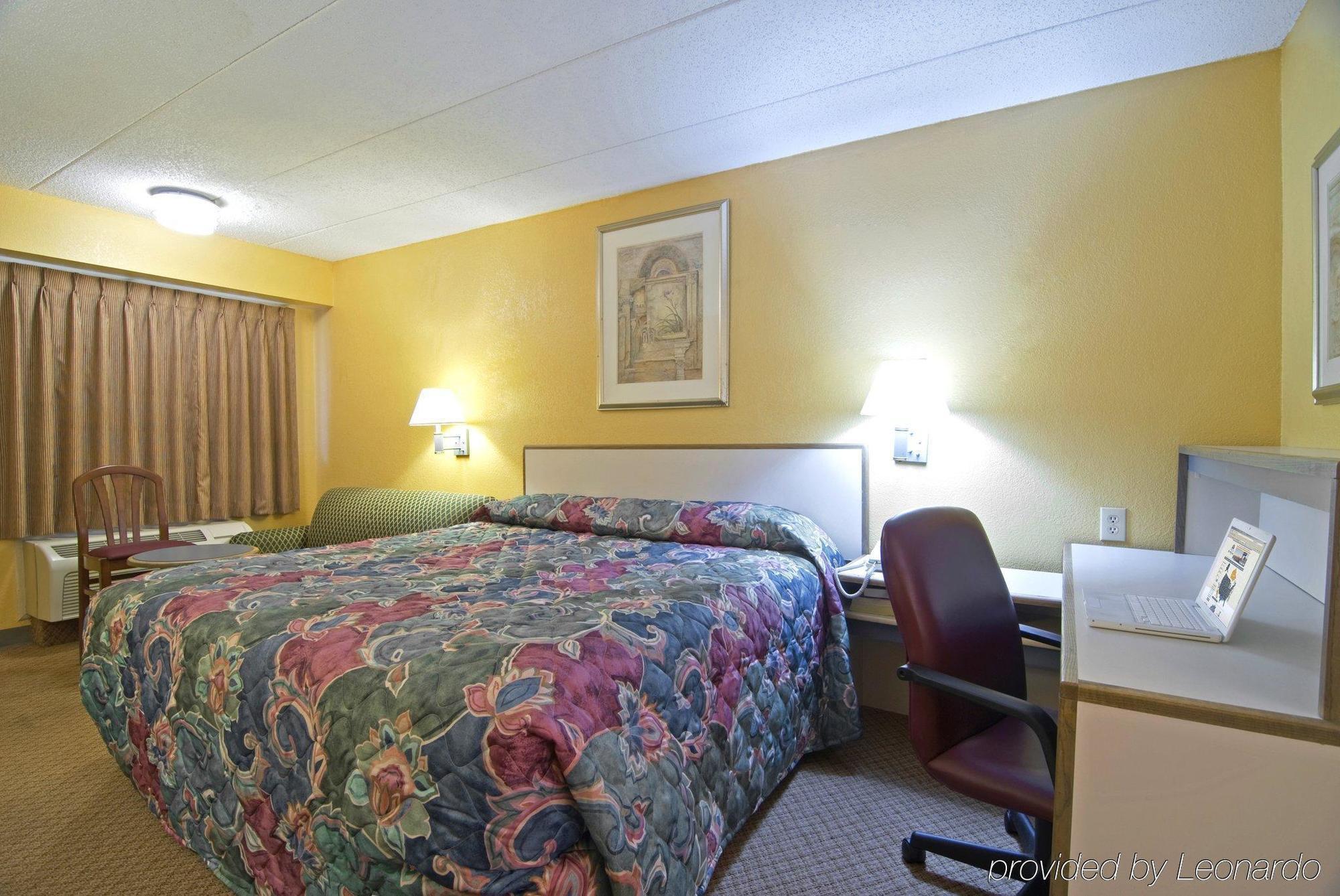 Americas Best Value Inn And Suites Little Rock Room photo