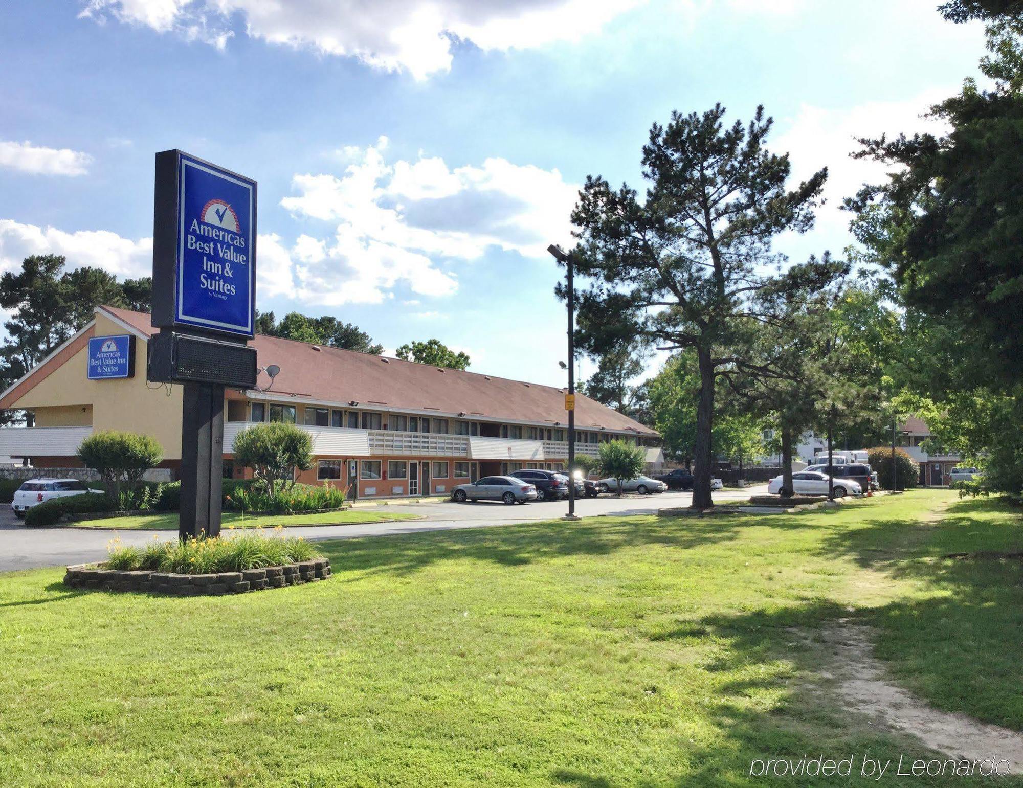 Americas Best Value Inn And Suites Little Rock Exterior photo
